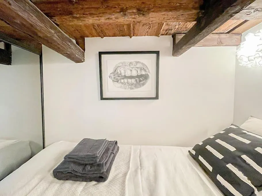 Studio 26*Galerie*Commerce*Arles Centre 0*, Арль